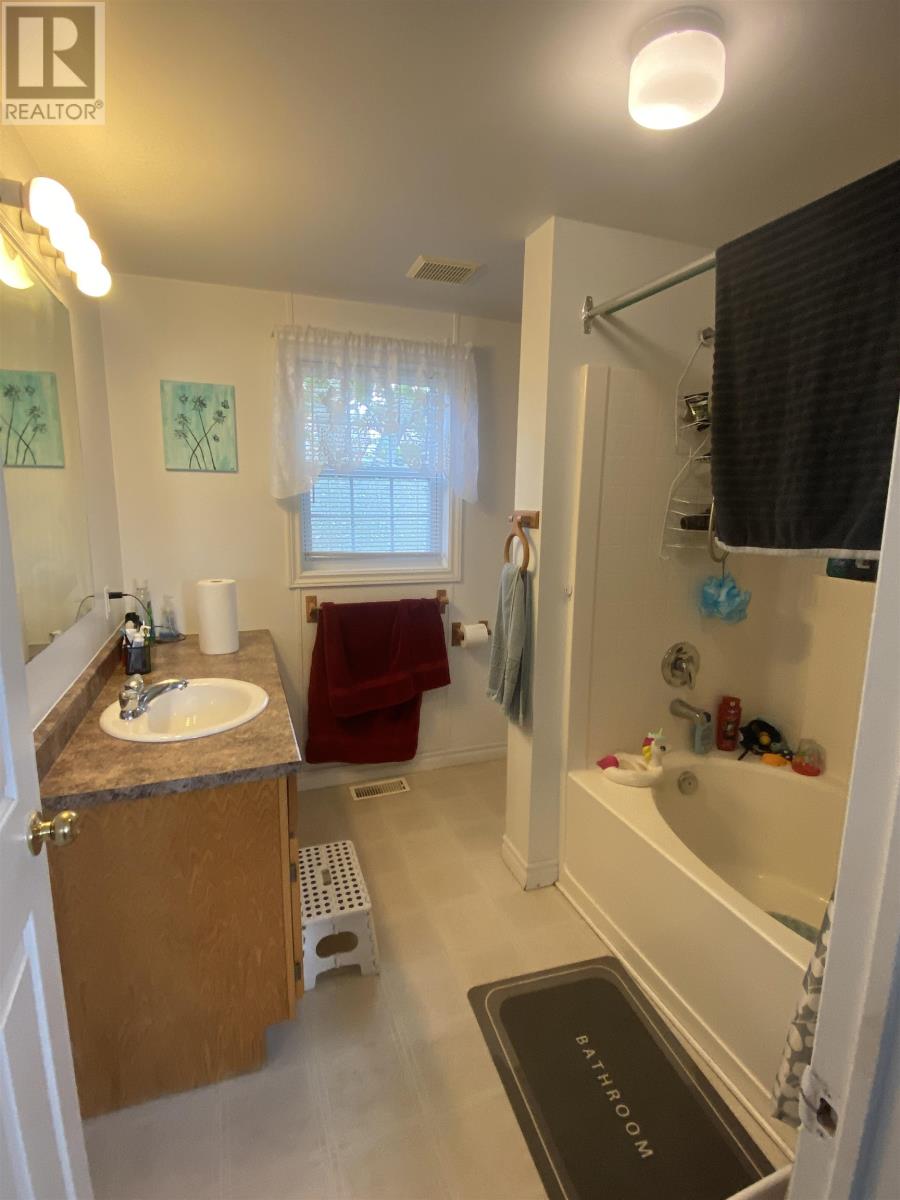 32 Brook Street, Montague, Prince Edward Island  C0A 1R0 - Photo 10 - 202617996