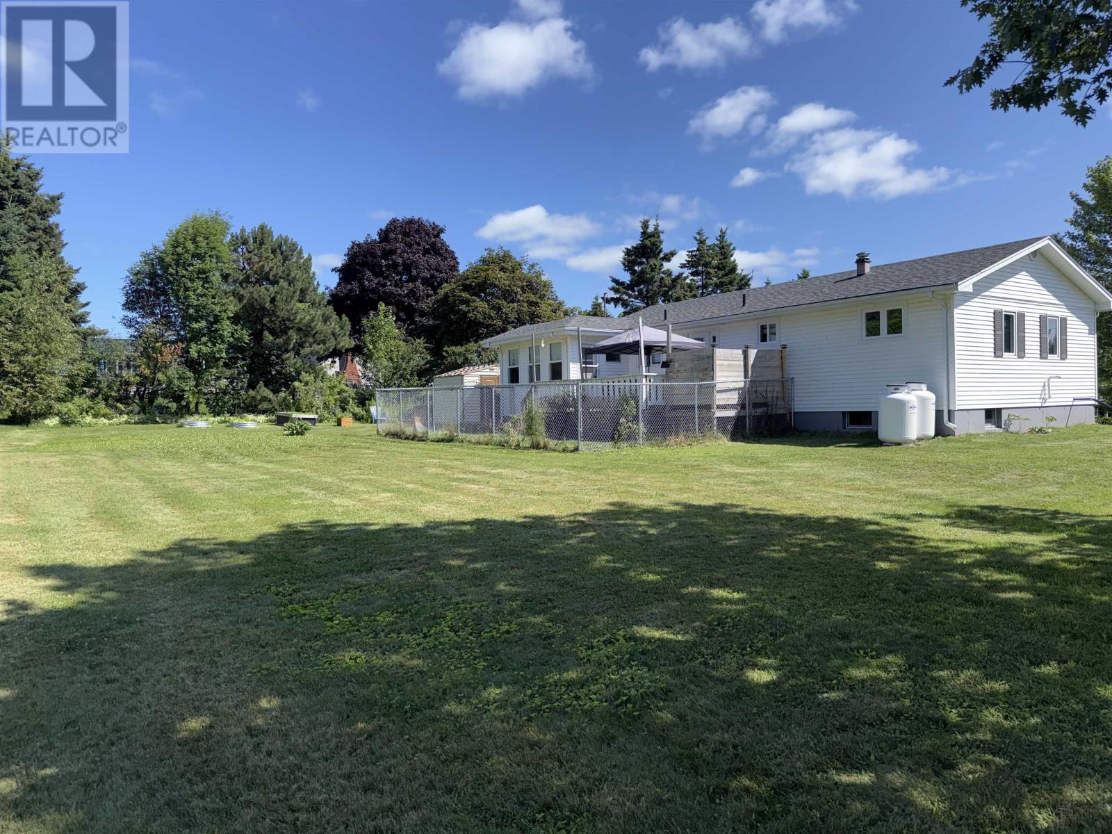 11 Barbara Drive, Cornwall, Prince Edward Island  C0A 1H8 - Photo 4 - 202618019