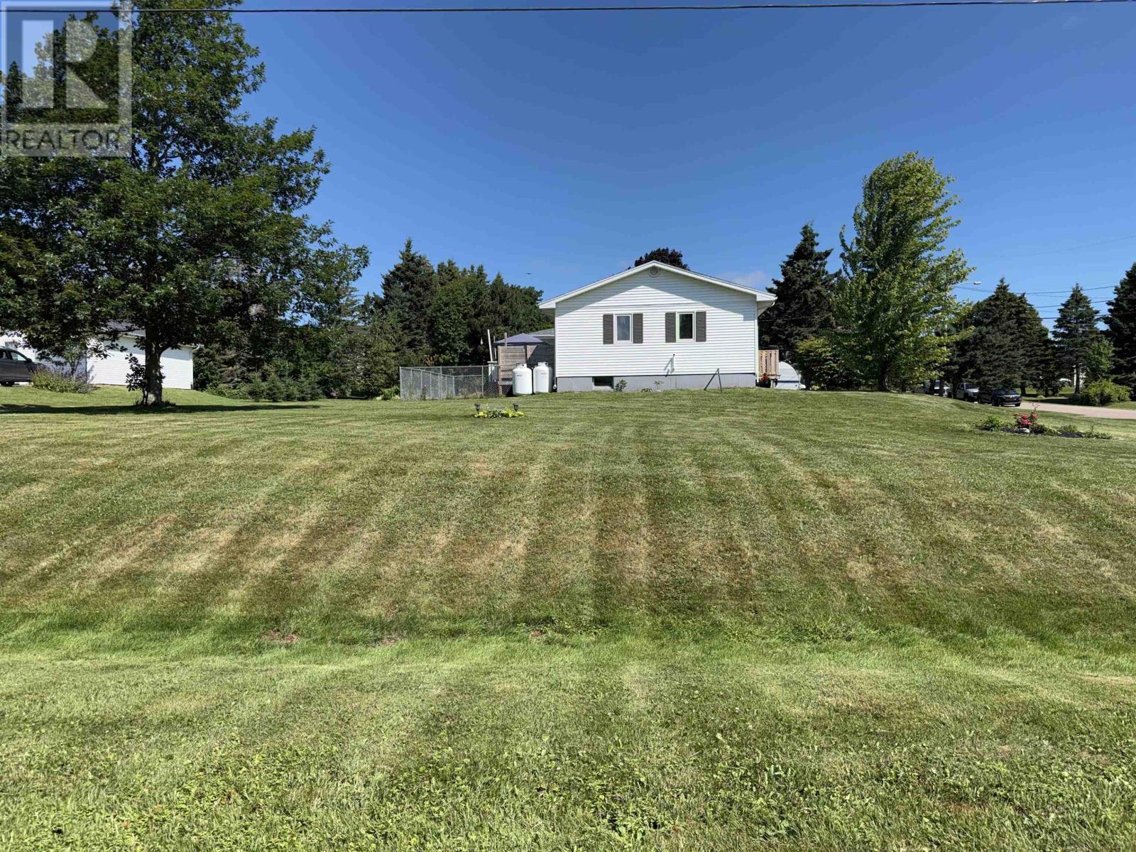 11 Barbara Drive, Cornwall, Prince Edward Island  C0A 1H8 - Photo 7 - 202618019
