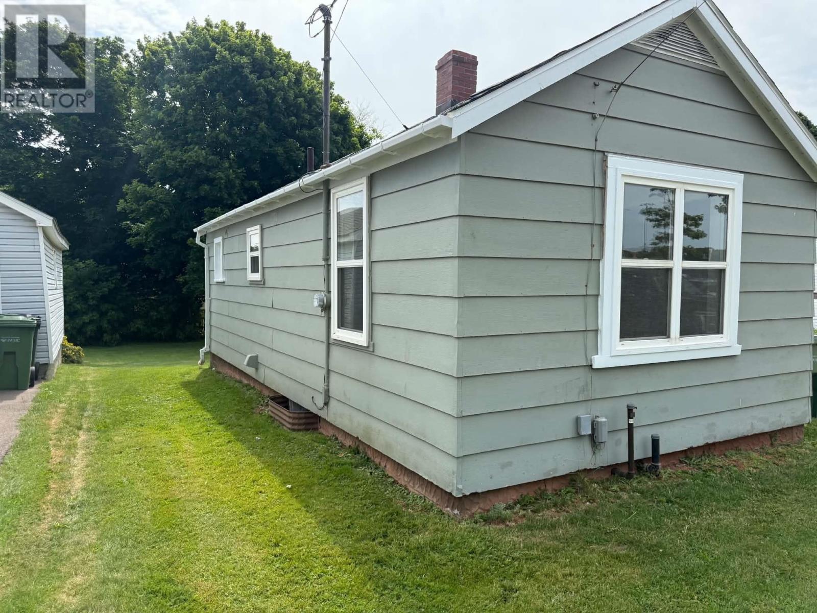 251 Granville Street, Summerside, Prince Edward Island  C1N 3A8 - Photo 2 - 202618075