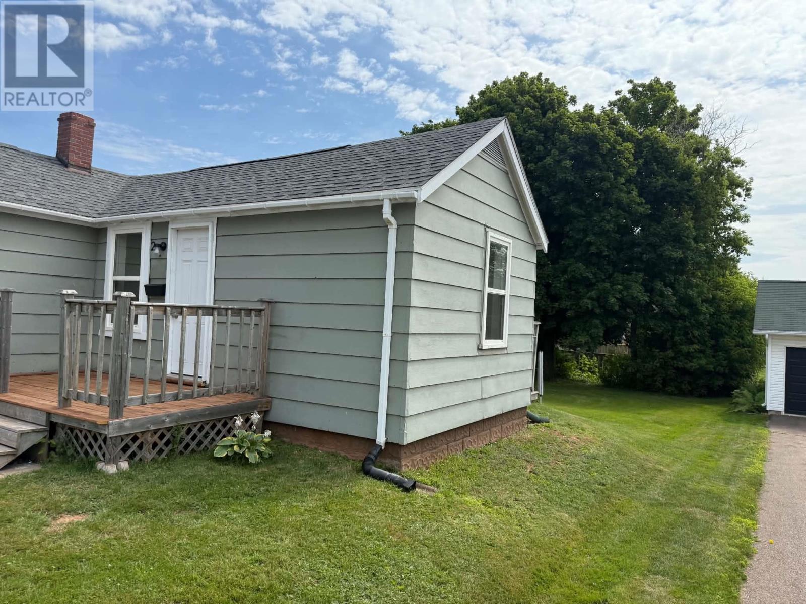 251 Granville Street, Summerside, Prince Edward Island  C1N 3A8 - Photo 3 - 202618075