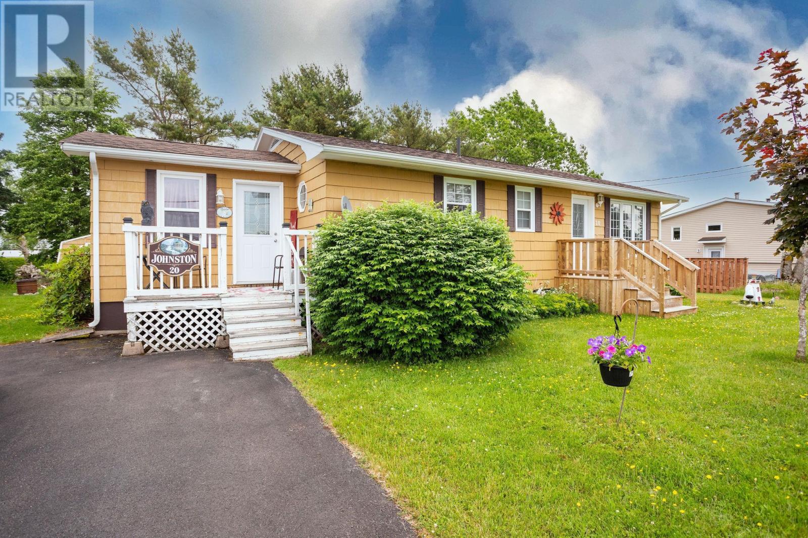 20 Yeo Crescent, Montague, Prince Edward Island  C0A 1R0 - Photo 1 - 202618079