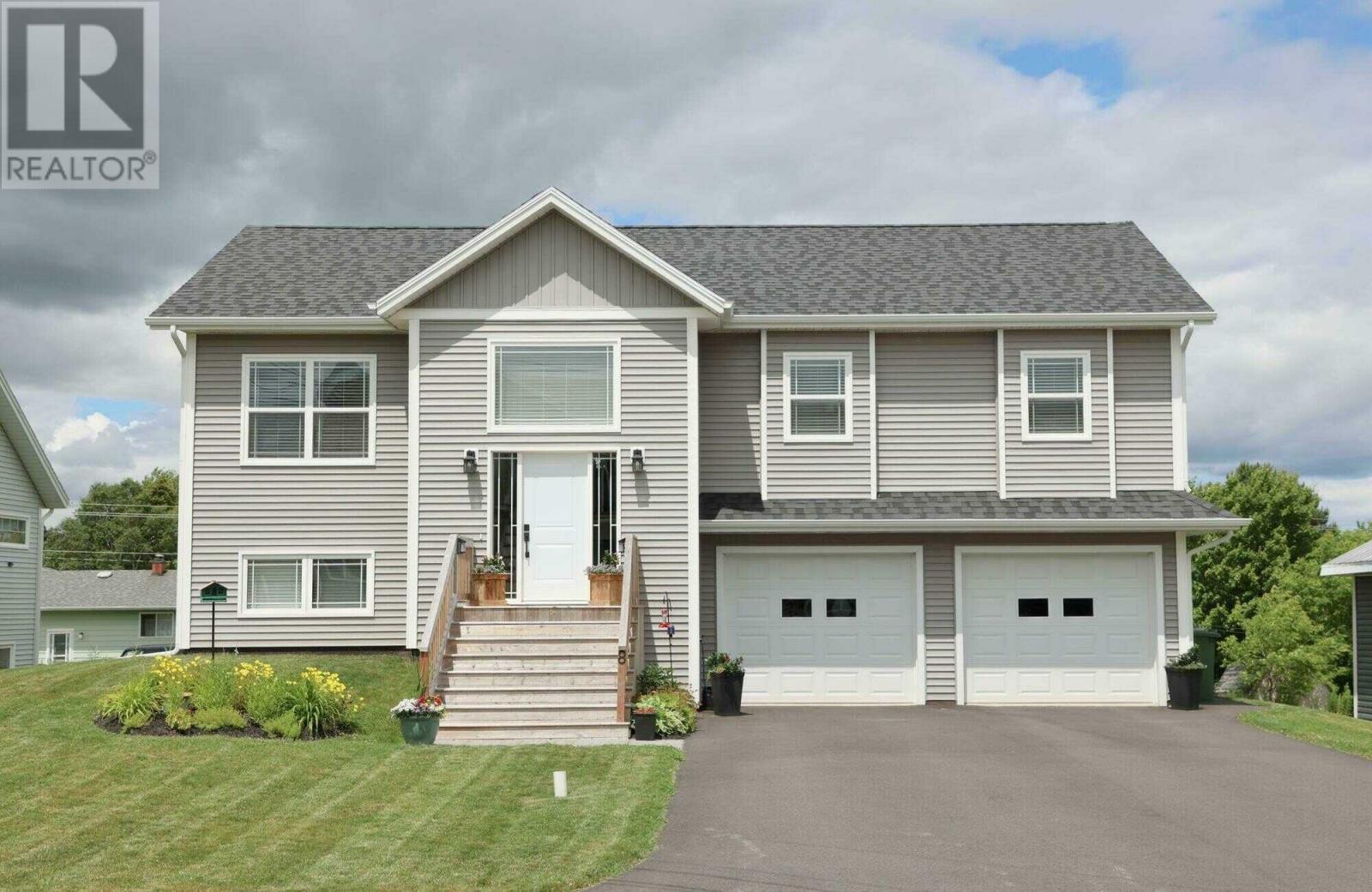 8 Keaton Drive, Charlottetown, Prince Edward Island  C1E 3M5 - Photo 1 - 202618083