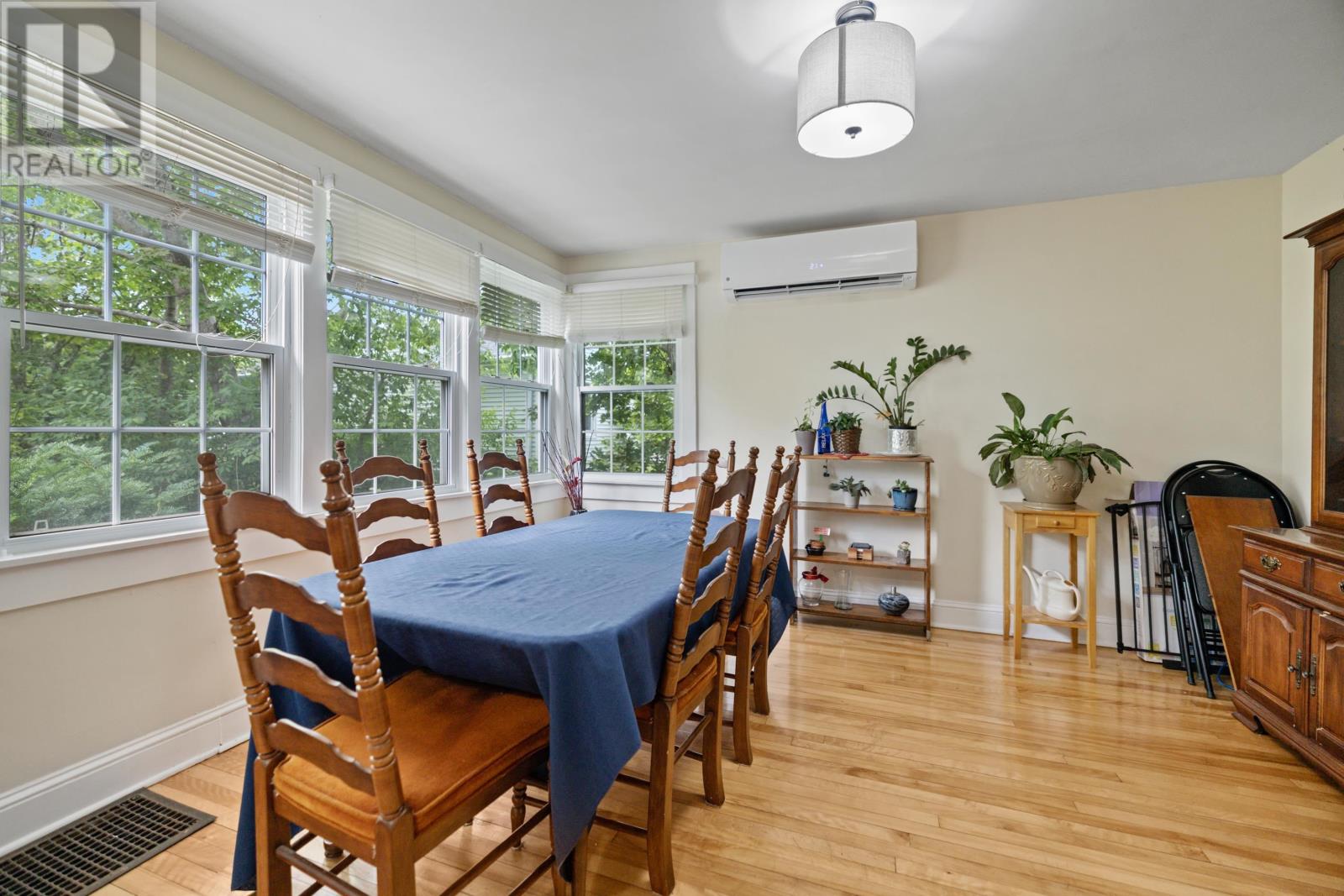 58 Brackley Point Road Road, Charlottetown, Prince Edward Island  C1A 6Y2 - Photo 4 - 202618128