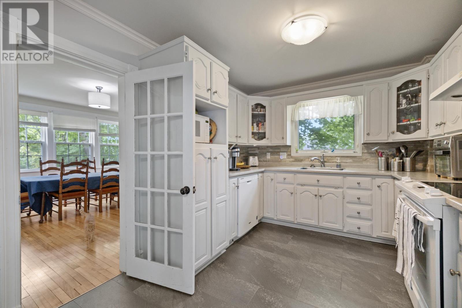 58 Brackley Point Road Road, Charlottetown, Prince Edward Island  C1A 6Y2 - Photo 6 - 202618128