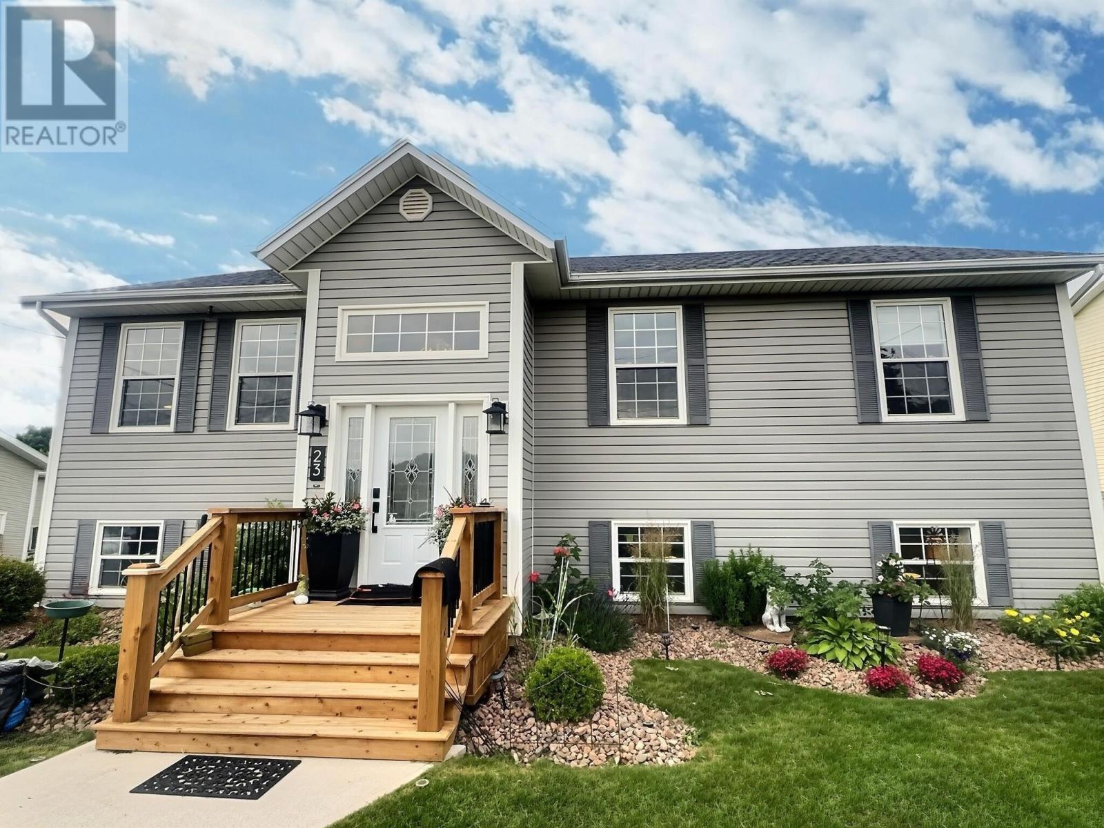 23 Mitchell Drive, Stratford, Prince Edward Island  C1B 1R6 - Photo 1 - 202618232