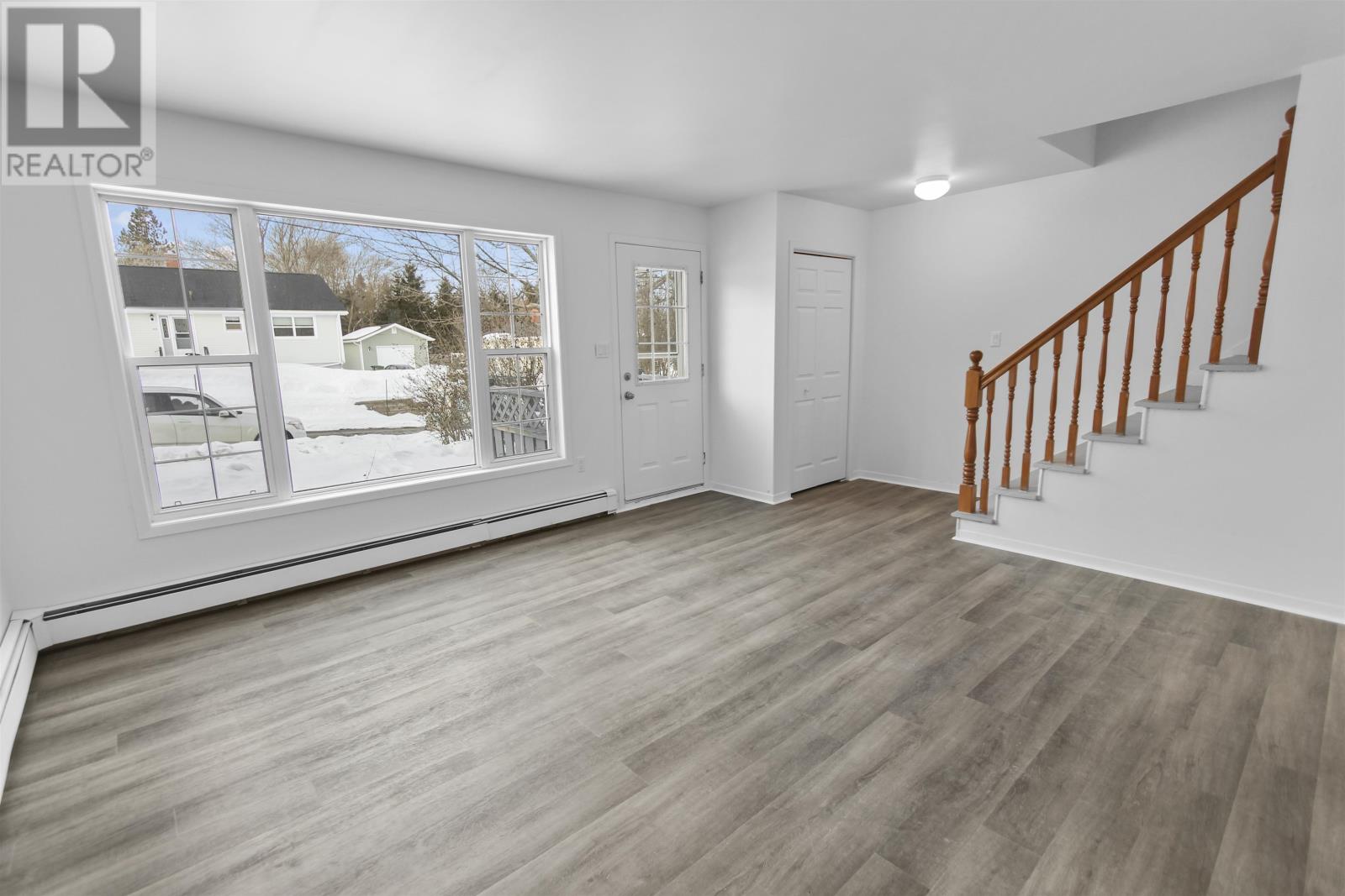 62 Confederation Street, Charlottetown, Prince Edward Island  C1A 5V4 - Photo 3 - 202618290