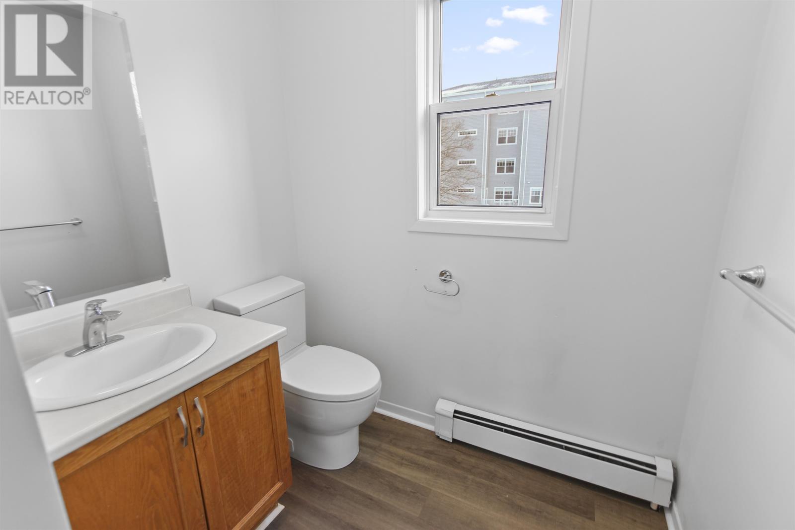 62 Confederation Street, Charlottetown, Prince Edward Island  C1A 5V4 - Photo 9 - 202618290