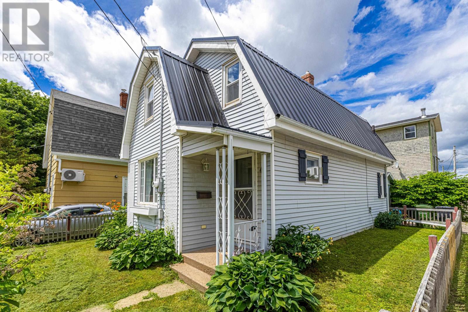 47 Douglas Street, Charlottetown, Prince Edward Island  C1A 2J3 - Photo 4 - 202618415