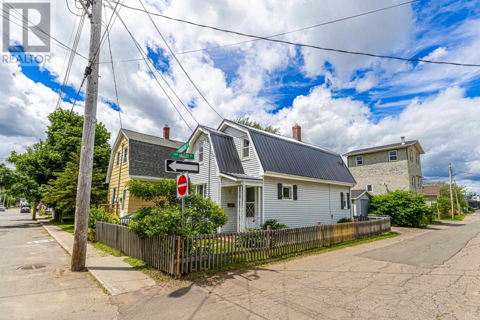 47 Douglas Street, Charlottetown, Prince Edward Island  C1A 2J3 - Photo 6 - 202618415