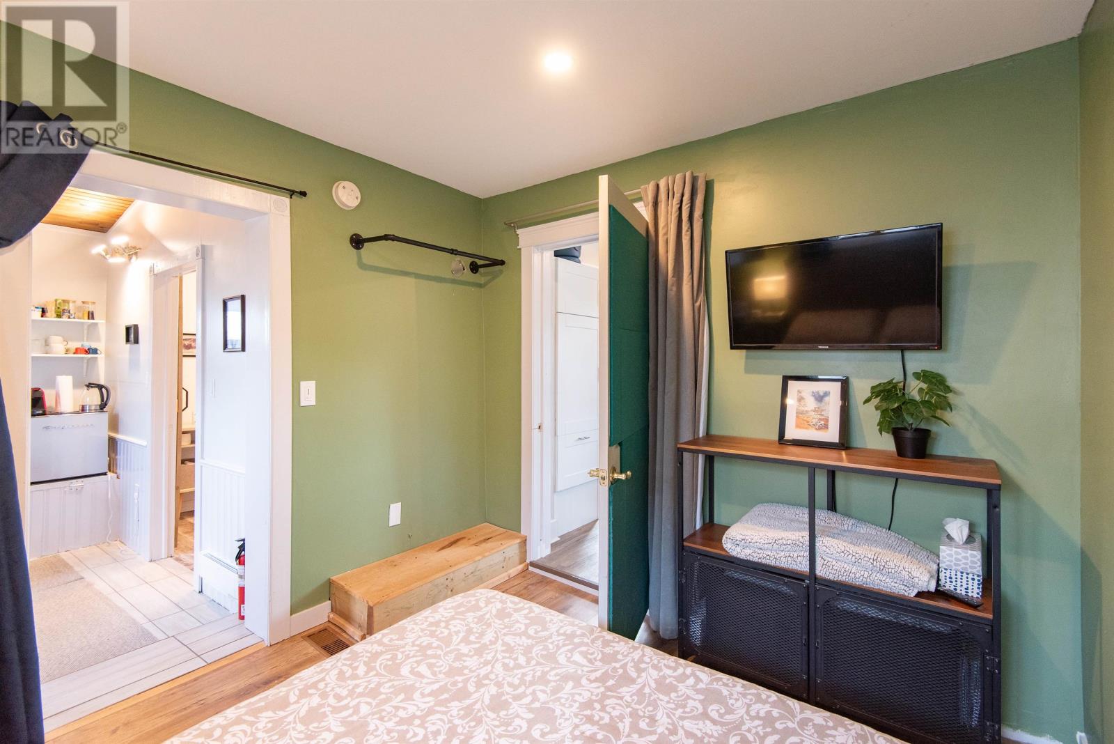 77 Spring Park Road, Charlottetown, Prince Edward Island  C1A 3Y3 - Photo 14 - 202618449