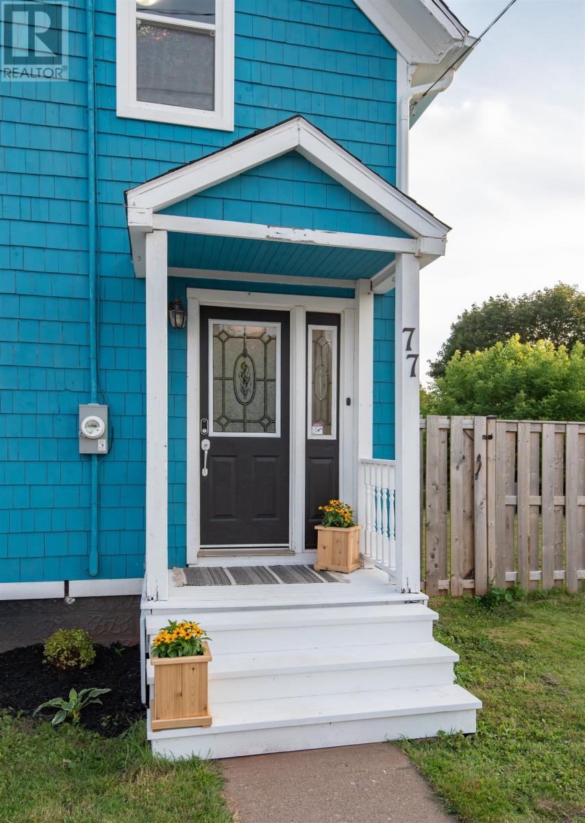 77 Spring Park Road, Charlottetown, Prince Edward Island  C1A 3Y3 - Photo 2 - 202618449