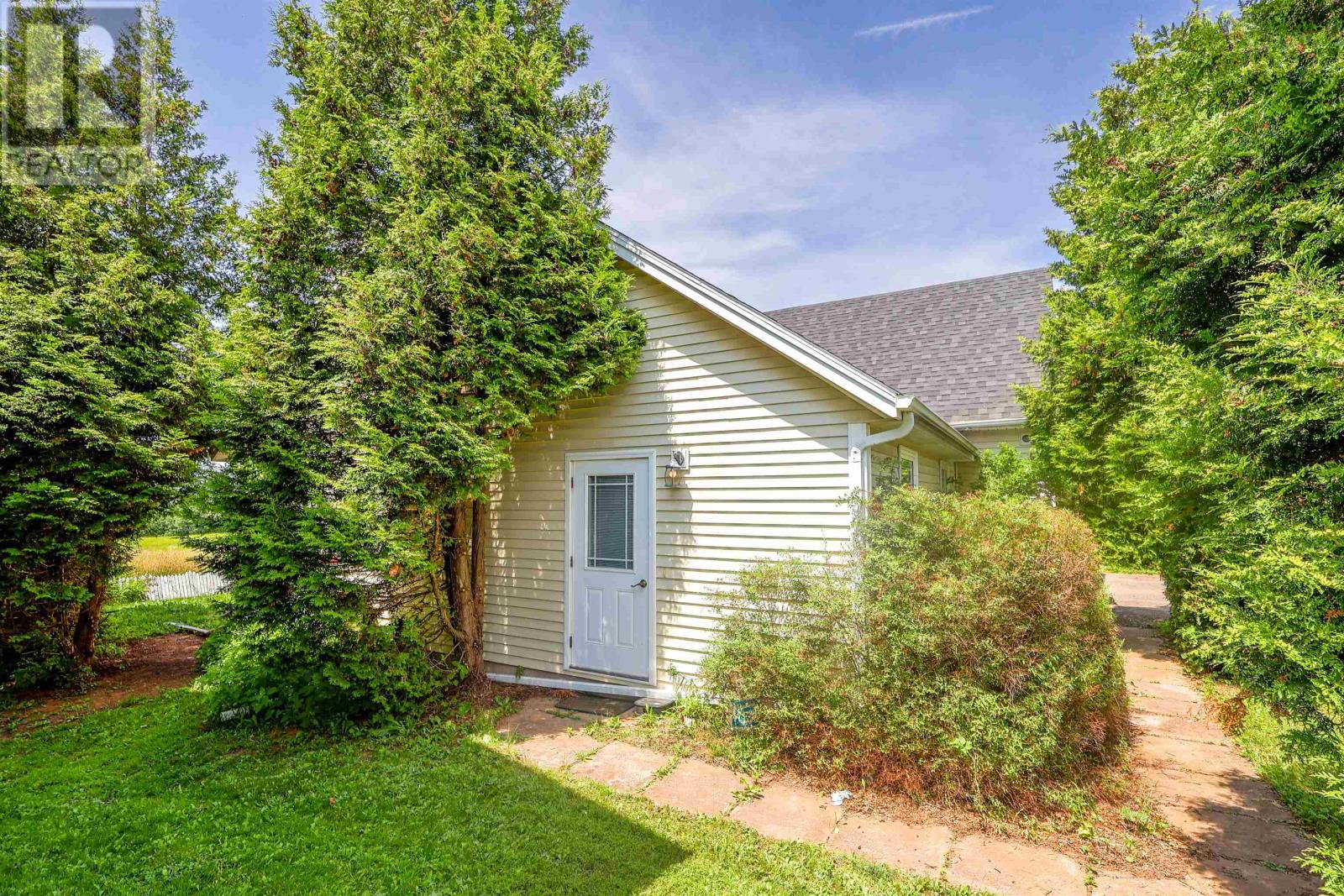 65 Alderwood Avenue, Charlottetown, Prince Edward Island  C1A 7J9 - Photo 4 - 202618452