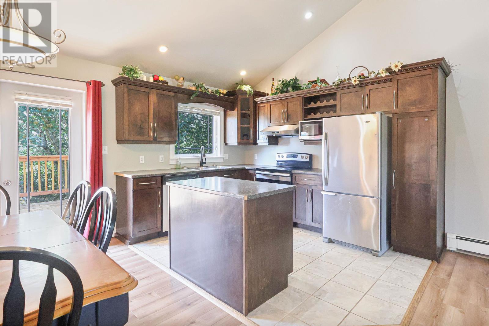 65 Alderwood Avenue, Charlottetown, Prince Edward Island  C1A 7J9 - Photo 9 - 202618452
