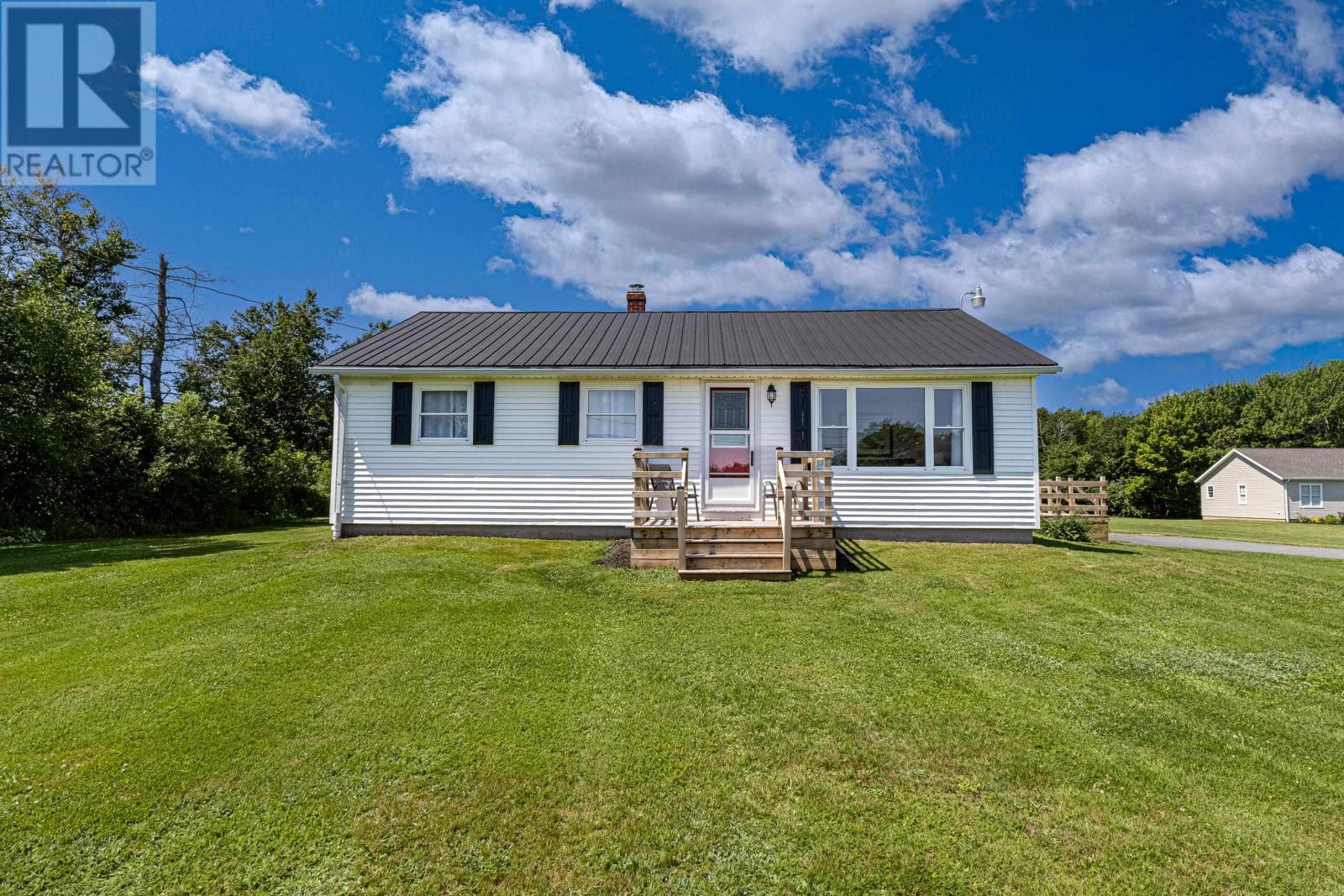 1287 Winsloe Road, Winsloe North, Prince Edward Island  C1C 1B3 - Photo 1 - 202618491