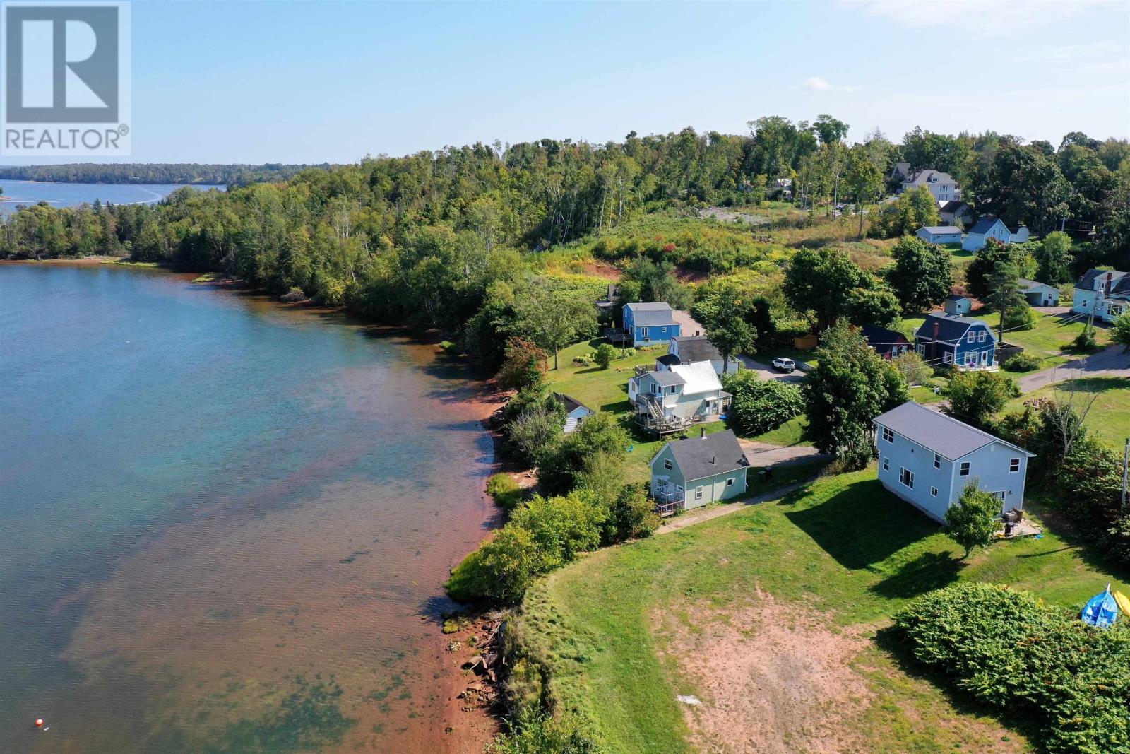 242 Locust Street, Montague, Prince Edward Island  C0A 1R0 - Photo 22 - 202618700