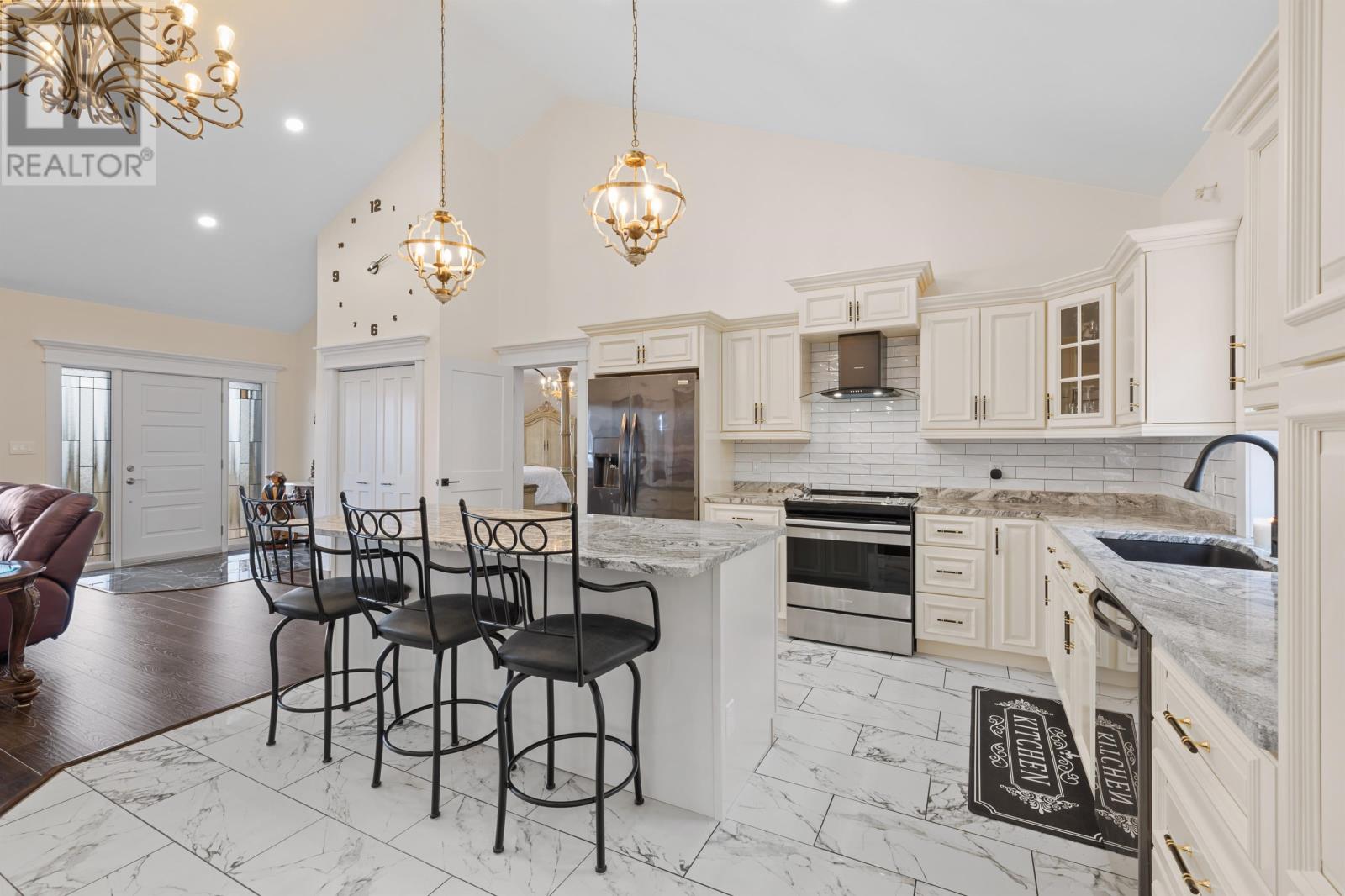 29 Laughlin Street, Miscouche, Prince Edward Island  C0B 1T0 - Photo 11 - 202618721