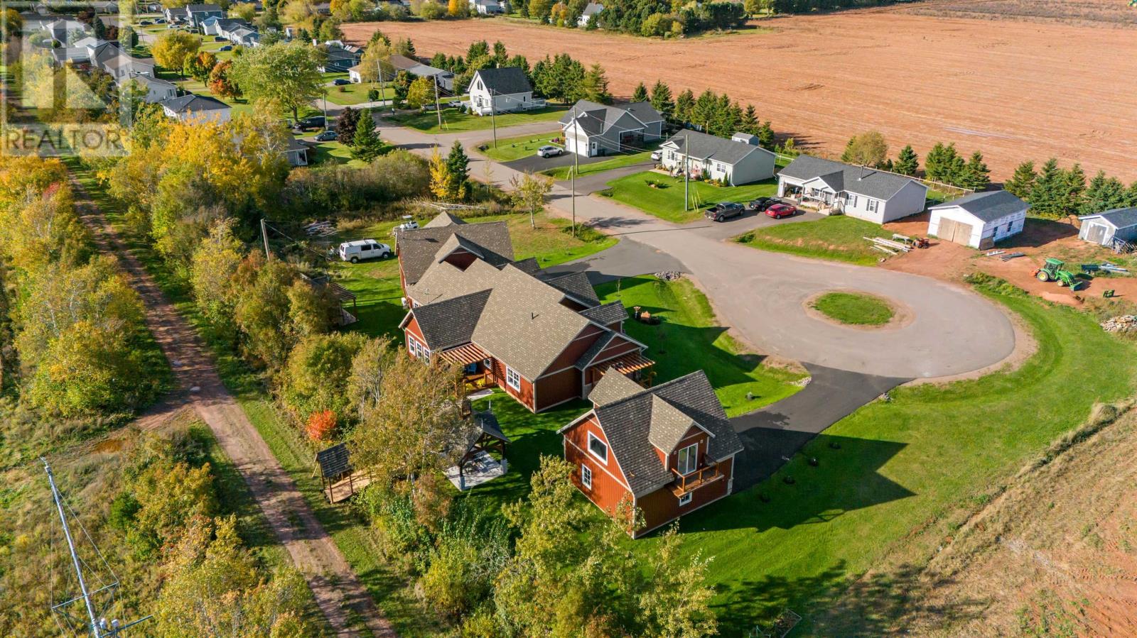 29 Laughlin Street, Miscouche, Prince Edward Island  C0B 1T0 - Photo 5 - 202618721