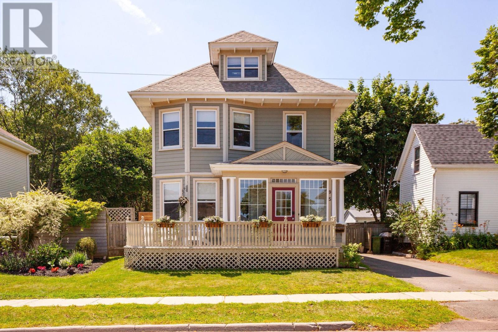 95 Edward Street, Charlottetown, Prince Edward Island  C1A 5E3 - Photo 1 - 202618726