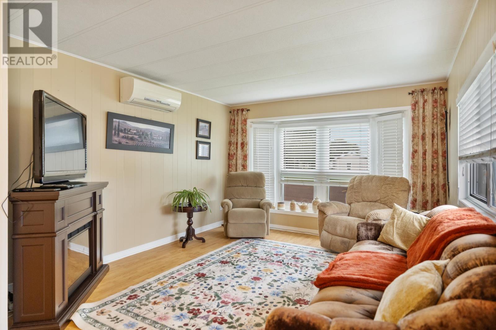2 Selkirk Avenue, Cornwall, Prince Edward Island  C0A 1H0 - Photo 7 - 202618740