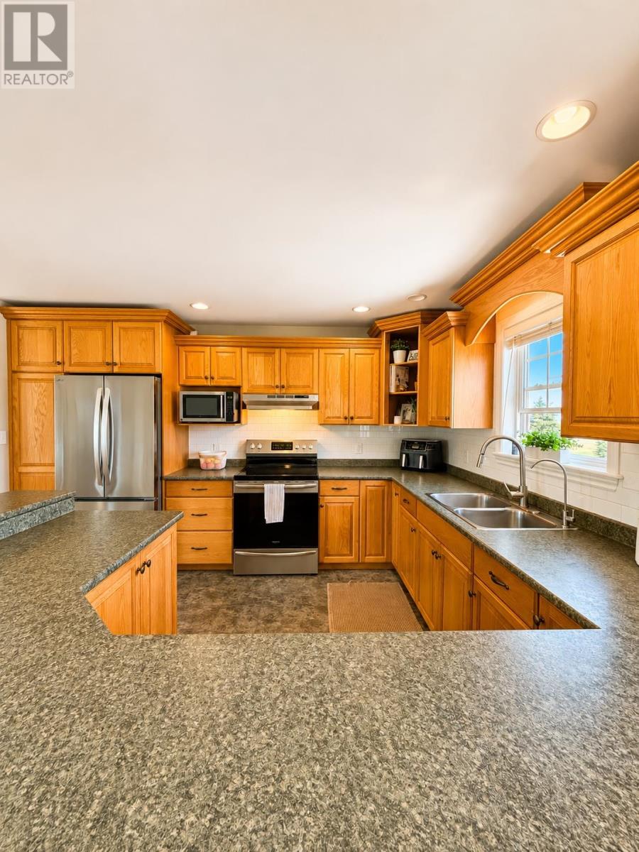 207 North Drive, Summerside, Prince Edward Island  C1N 4E9 - Photo 7 - 202618940