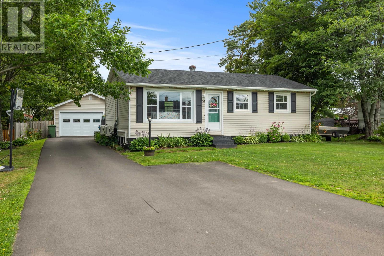 24 Gaul Road, Montague, Prince Edward Island  C0A 1R0 - Photo 1 - 202619025