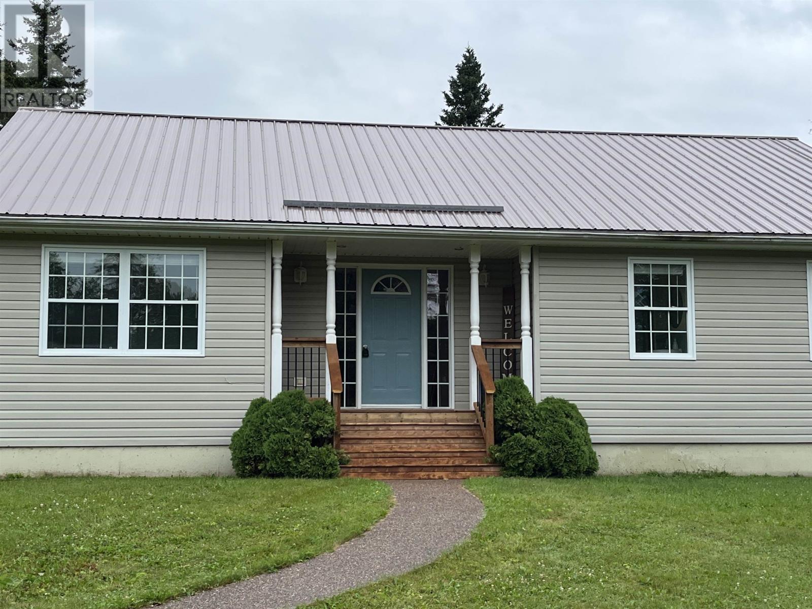 2076 Canavoy Road, St. Andrews, Prince Edward Island  C0A 1T0 - Photo 5 - 202619106