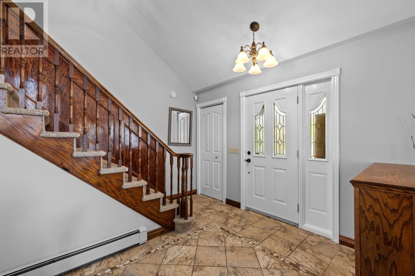 9 Ash Drive, Charlottetown, Prince Edward Island  C1A 9A4 - Photo 3 - 202619134