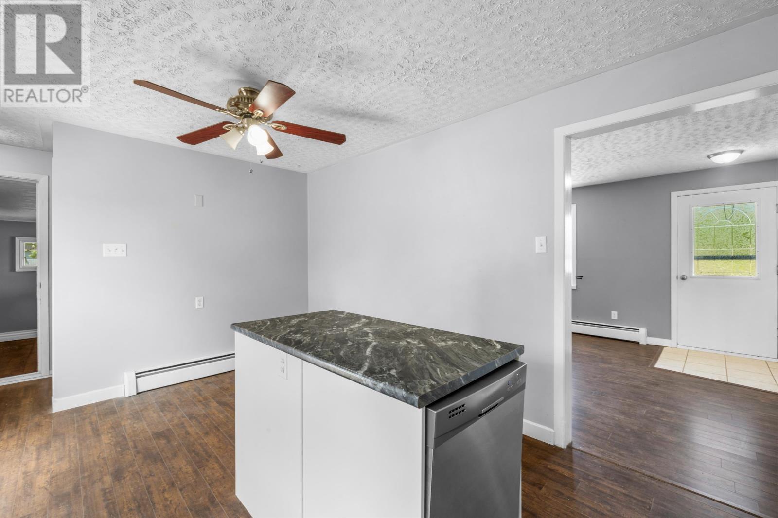 615 Brackley Point Road, Brackley, Prince Edward Island  C1E 1E3 - Photo 12 - 202619139