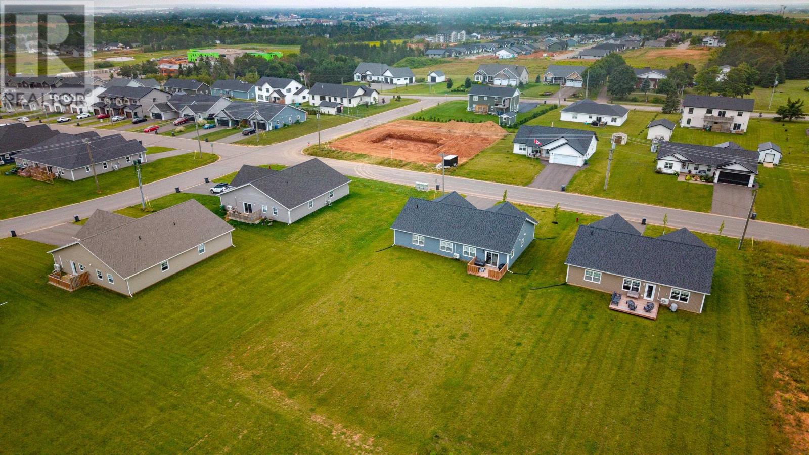 106 Kindred Avenue, Charlottetown, Prince Edward Island  C0W 0W4 - Photo 35 - 202619192