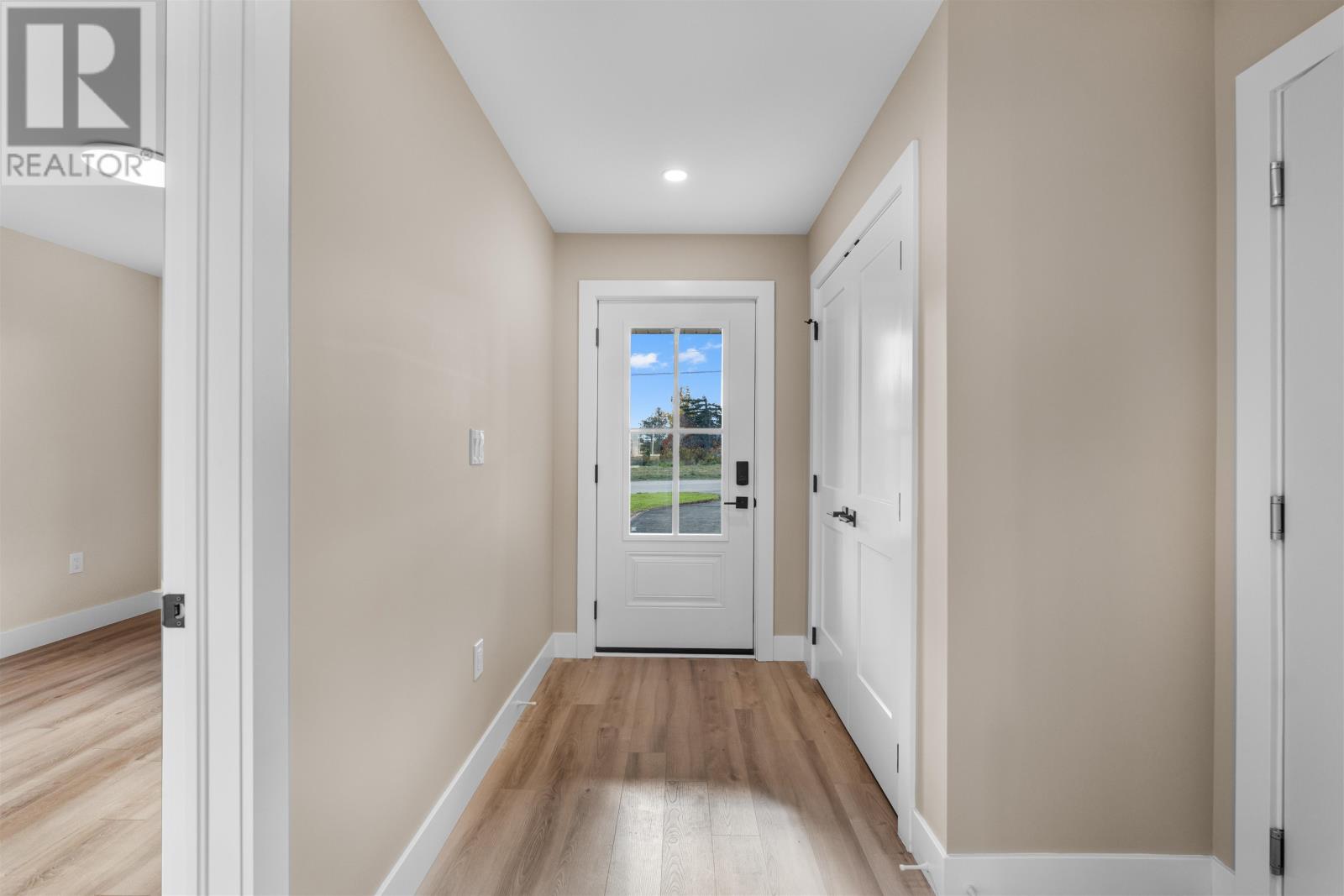 27 Loggie Drive, Summerside, Prince Edward Island  C1N 0N9 - Photo 12 - 202619219