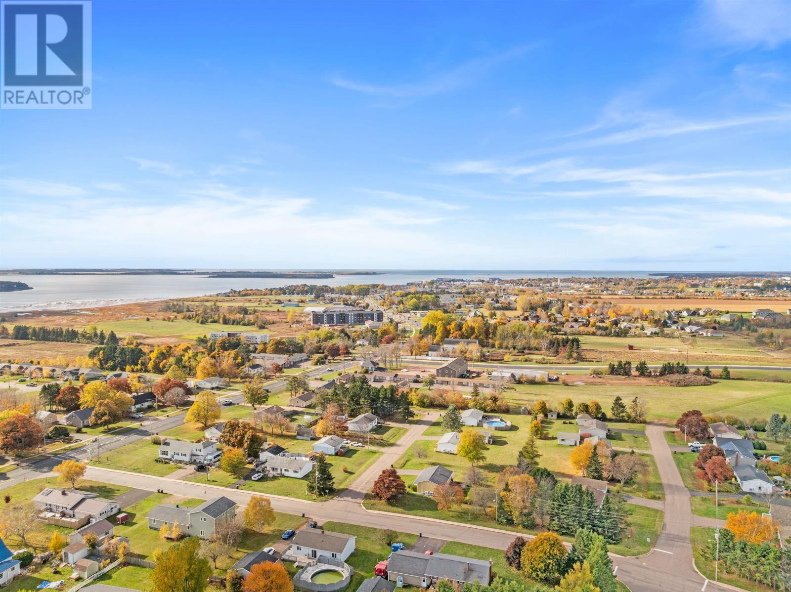 27 Loggie Drive, Summerside, Prince Edward Island  C1N 0N9 - Photo 5 - 202619219