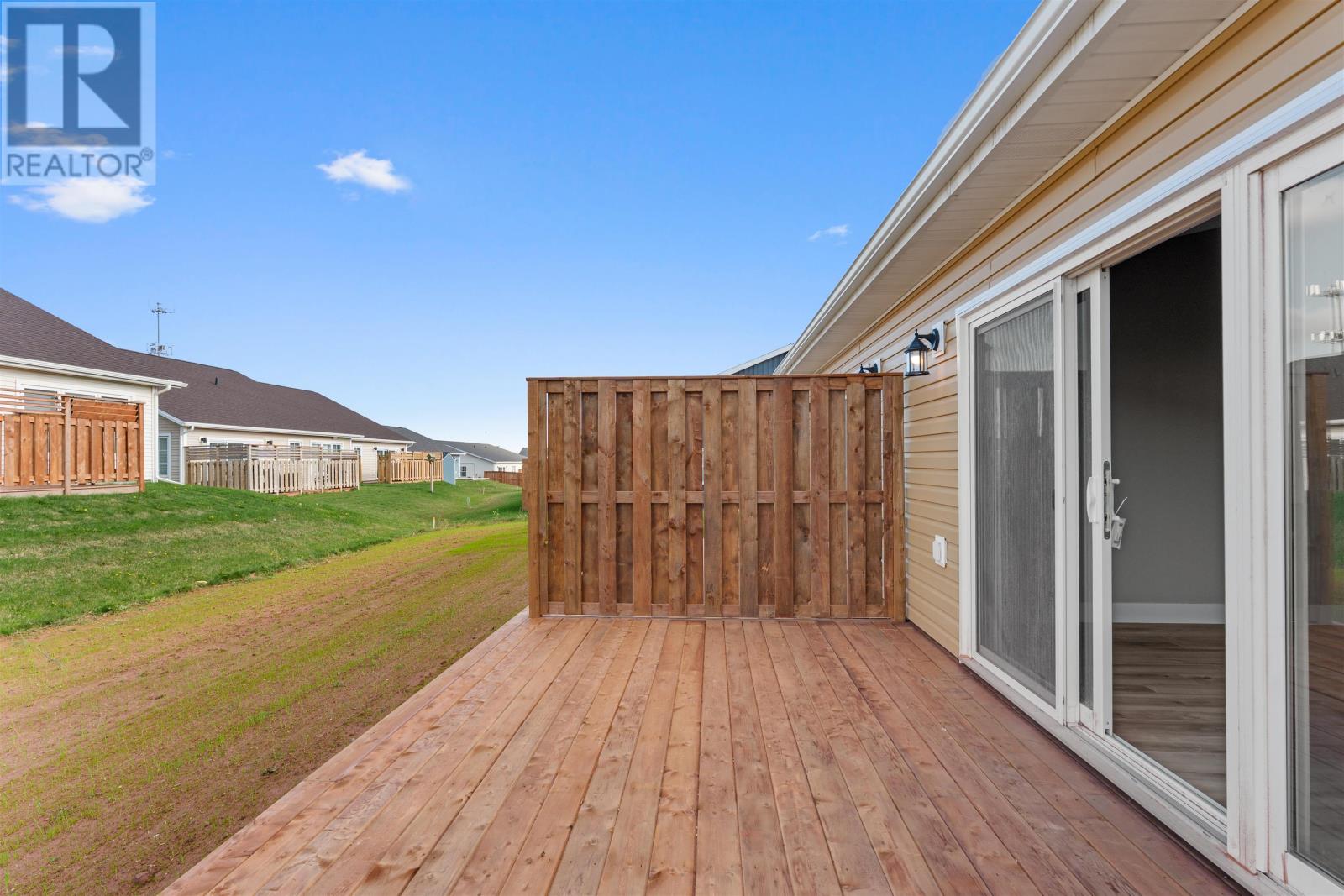 27 Loggie Drive, Summerside, Prince Edward Island  C1N 0N9 - Photo 9 - 202619219