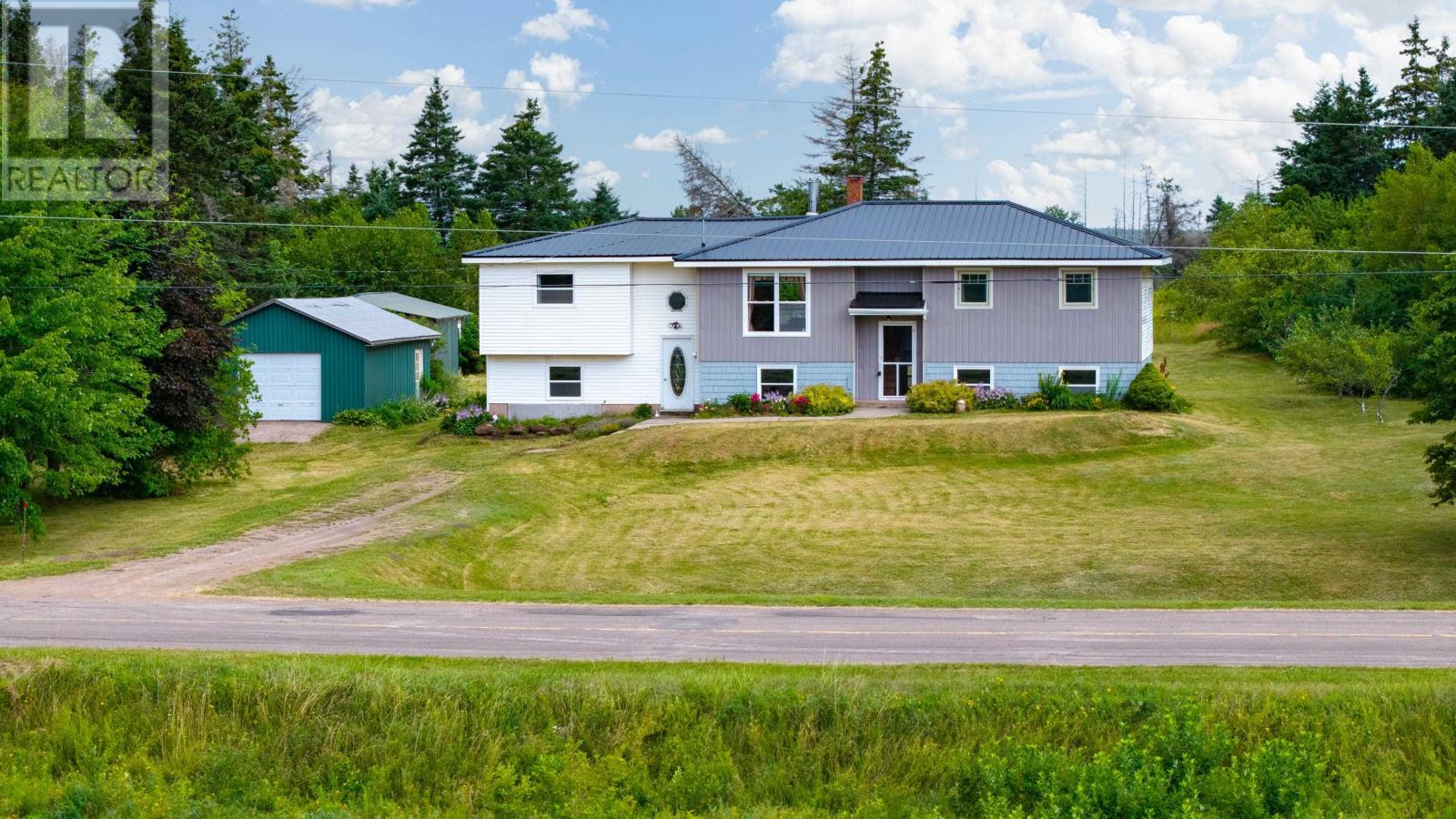 3179 Five Houses Road, Fort Augustus, Prince Edward Island  C1B 3C1 - Photo 2 - 202619272