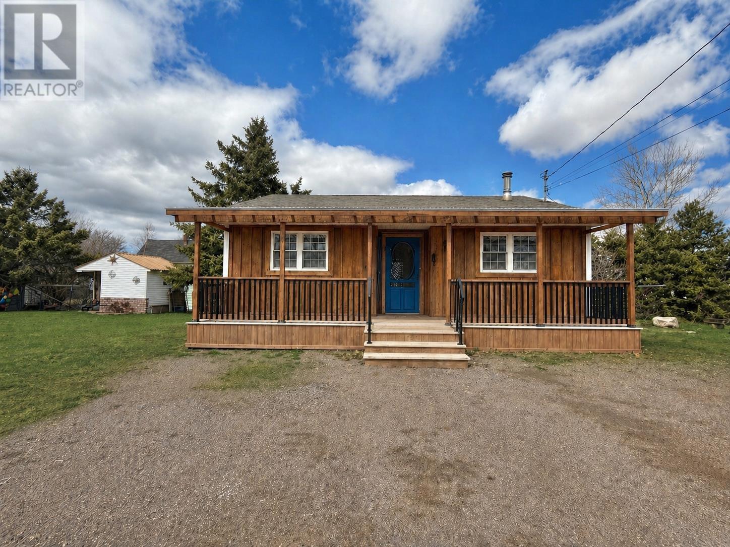 233 Main Street, Borden-Carleton, Prince Edward Island  C0B 1X0 - Photo 1 - 202619279