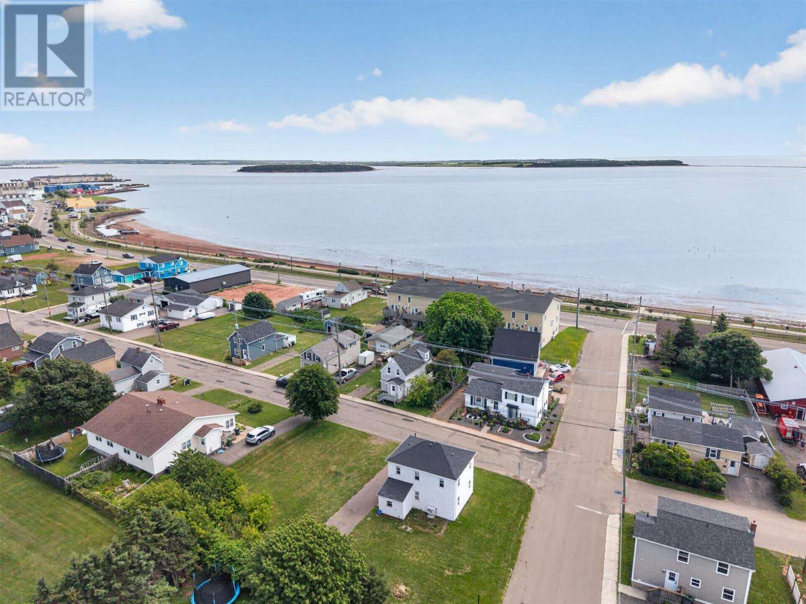 489 North Market Street, Summerside, Prince Edward Island  C1N 1M4 - Photo 1 - 202619324