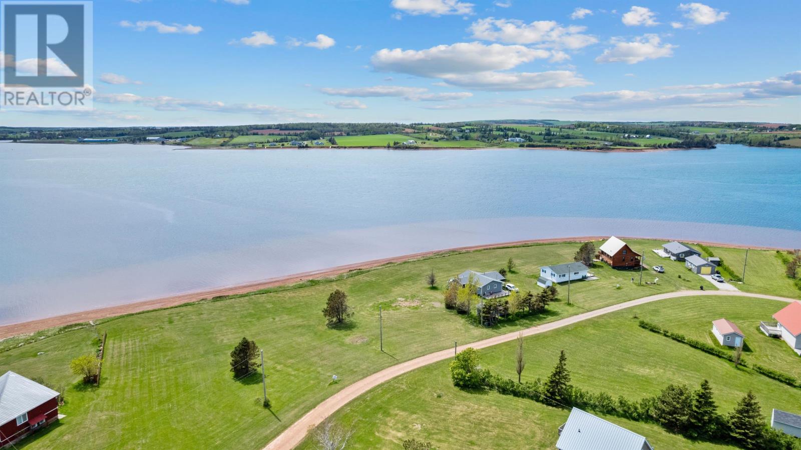 422 Hebrides Lane, New London, Prince Edward Island  C0B 1M0 - Photo 1 - 202619354