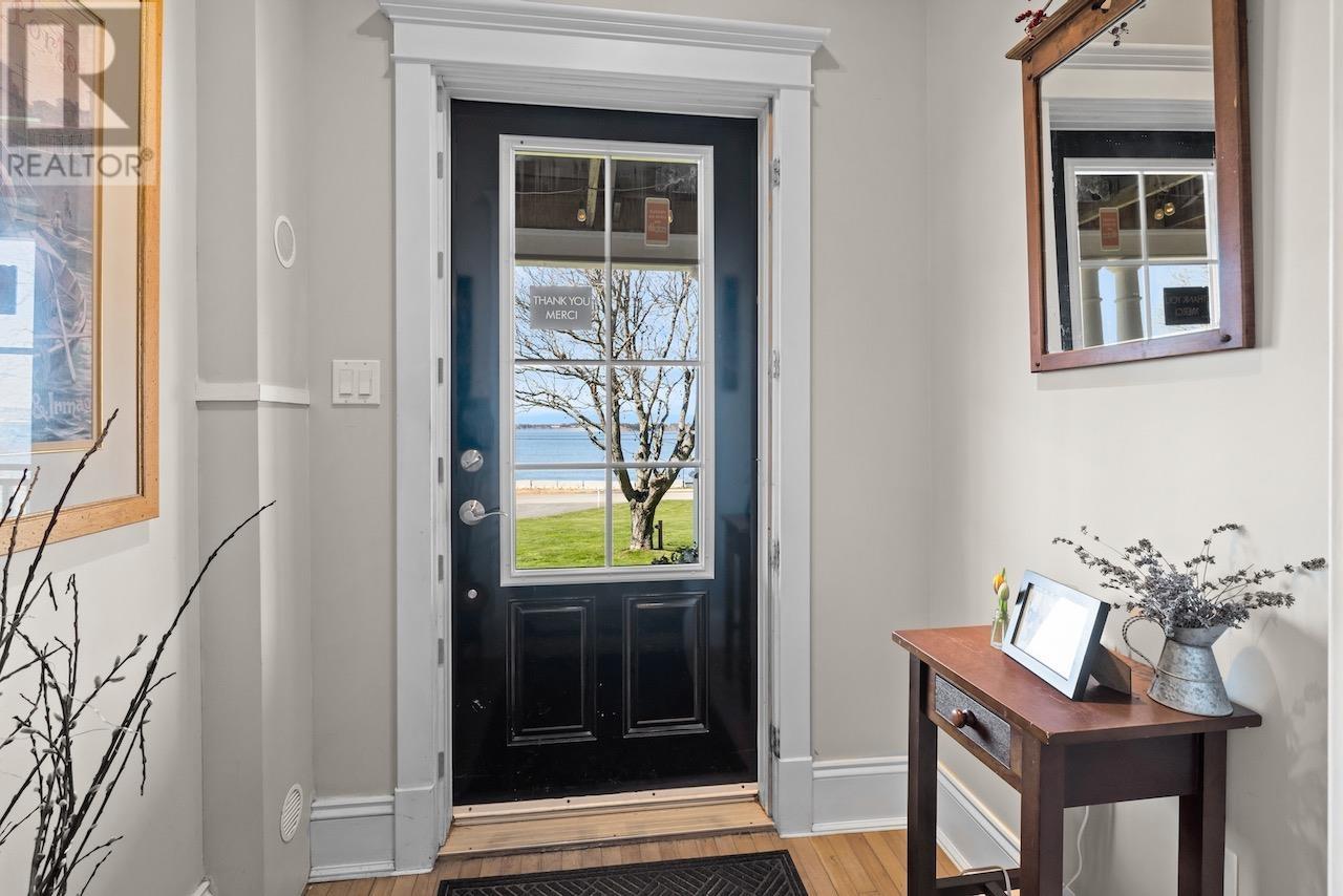21 Breakwater Street, Souris, Prince Edward Island  C0A 2B0 - Photo 7 - 202619414