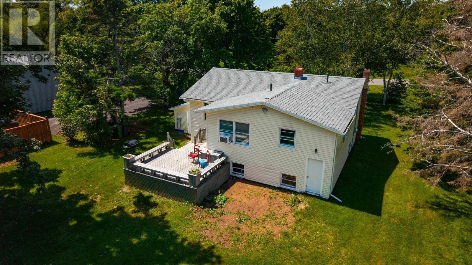 36 Bonavista Drive, Cornwall, Prince Edward Island  C0A 1H0 - Photo 4 - 202619425