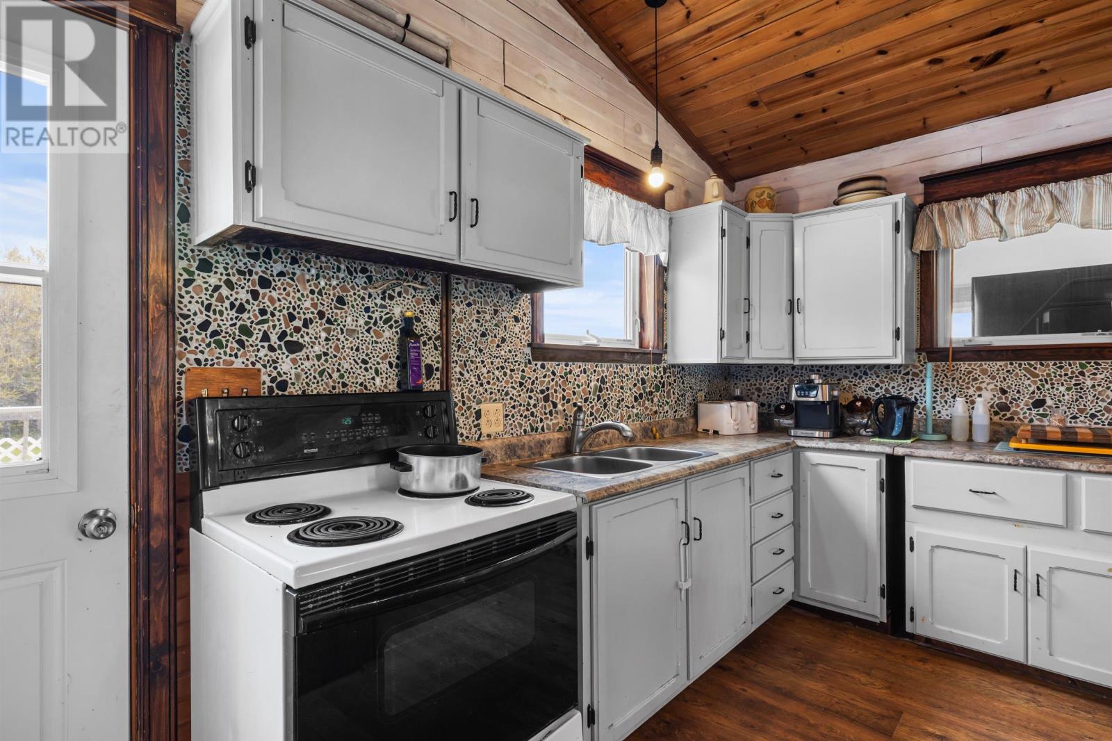 2958 East Point, Kingsboro, Prince Edward Island  C0A 2B0 - Photo 12 - 202619459