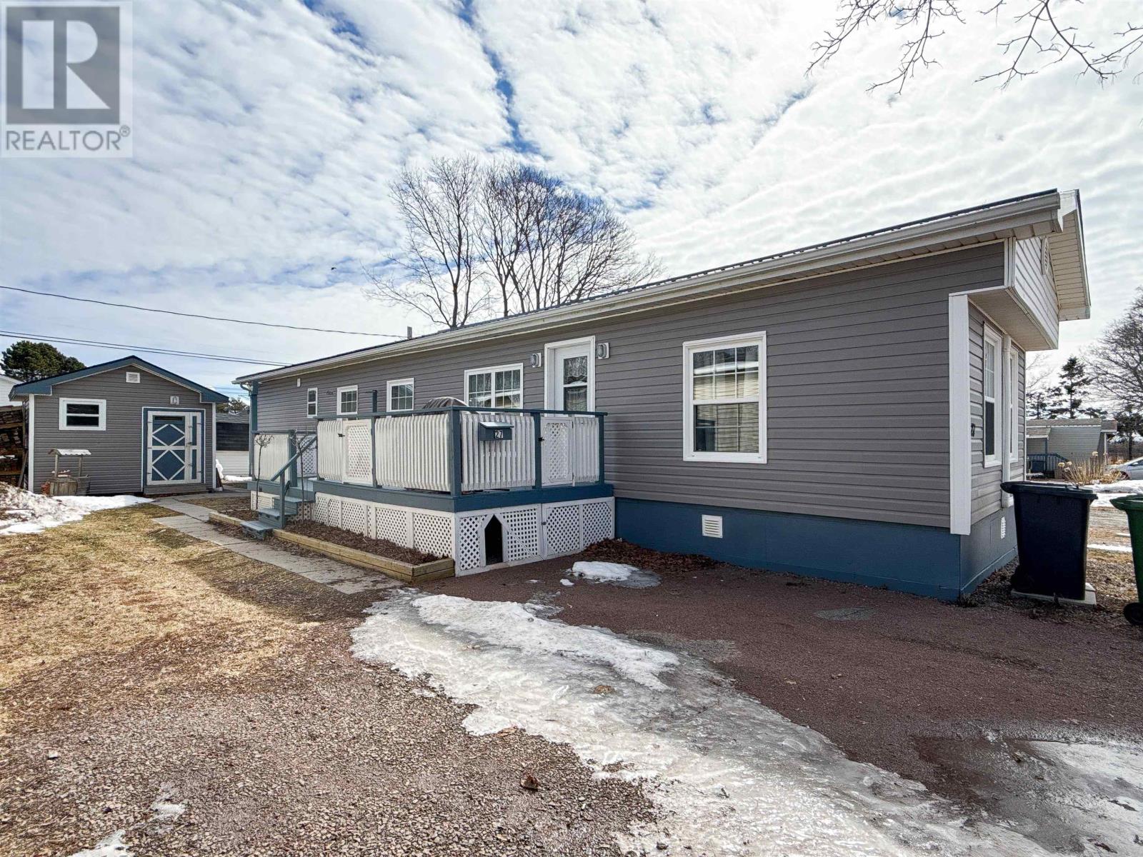 27 Linkletter Estates, Summerside, Prince Edward Island  C1N 4B2 - Photo 1 - 202619530
