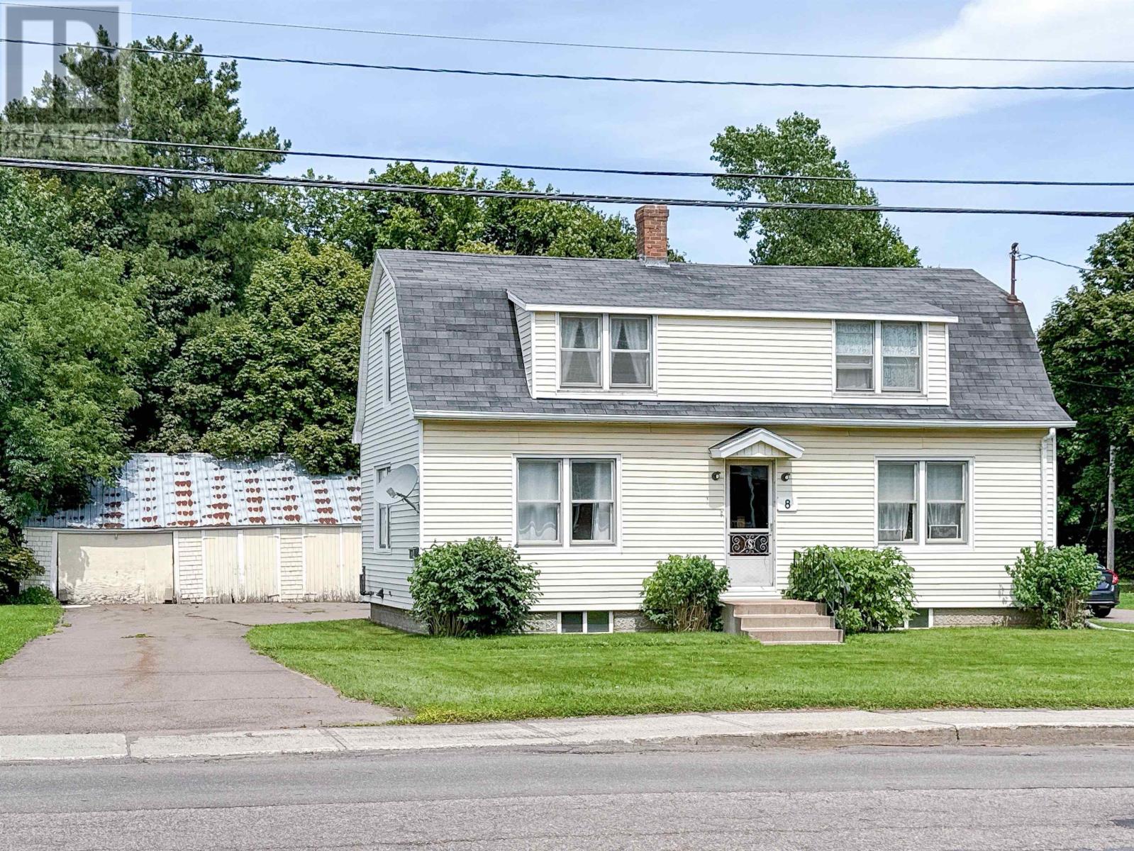 8 Falconwood Drive, Charlottetown, Prince Edward Island  C1A 6B5 - Photo 5 - 202619588