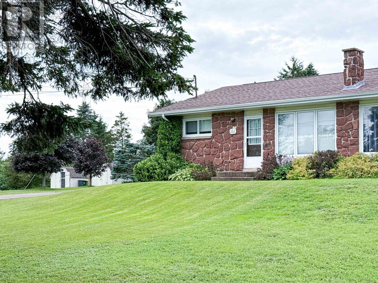 111 Meadowbank Road, Cornwall, Prince Edward Island  C0A 1H0 - Photo 7 - 202619594