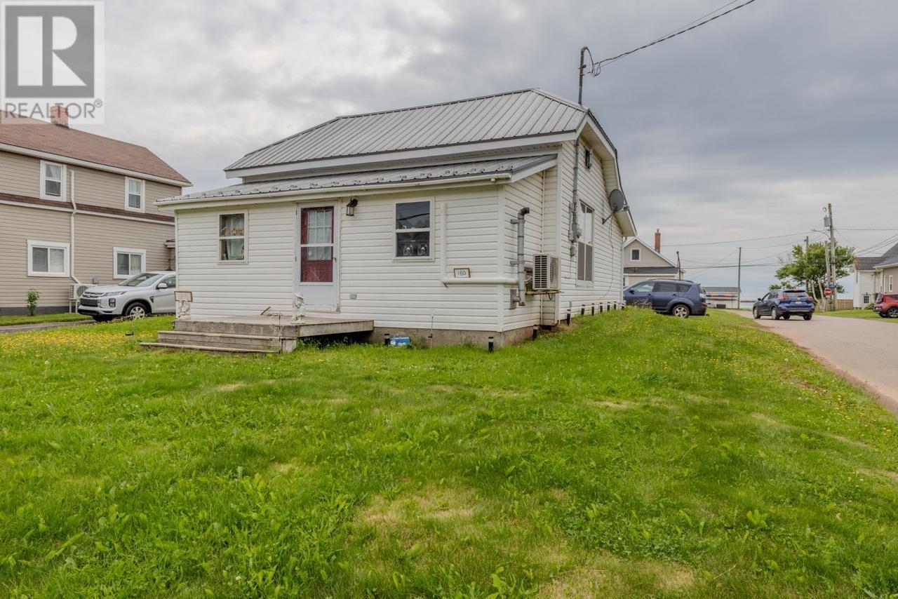 180 Main Street, Borden-Carleton, Prince Edward Island  C1N 4J8 - Photo 1 - 202619597