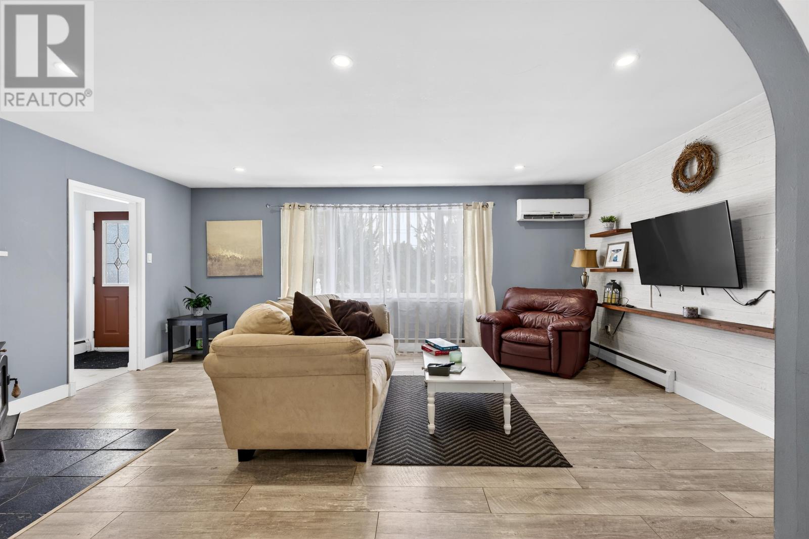 45 Meadowbank Road, Cornwall, Prince Edward Island  C0A 1H0 - Photo 8 - 202619613