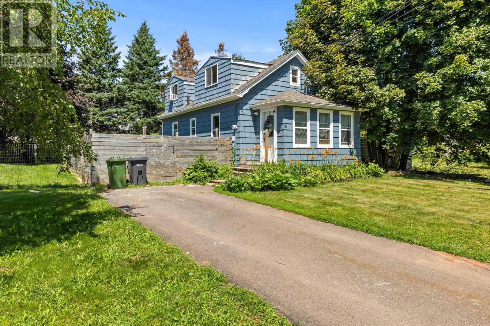 111 Beach Grove, Charlottetown, Prince Edward Island  C1E 1J2 - Photo 4 - 202619633