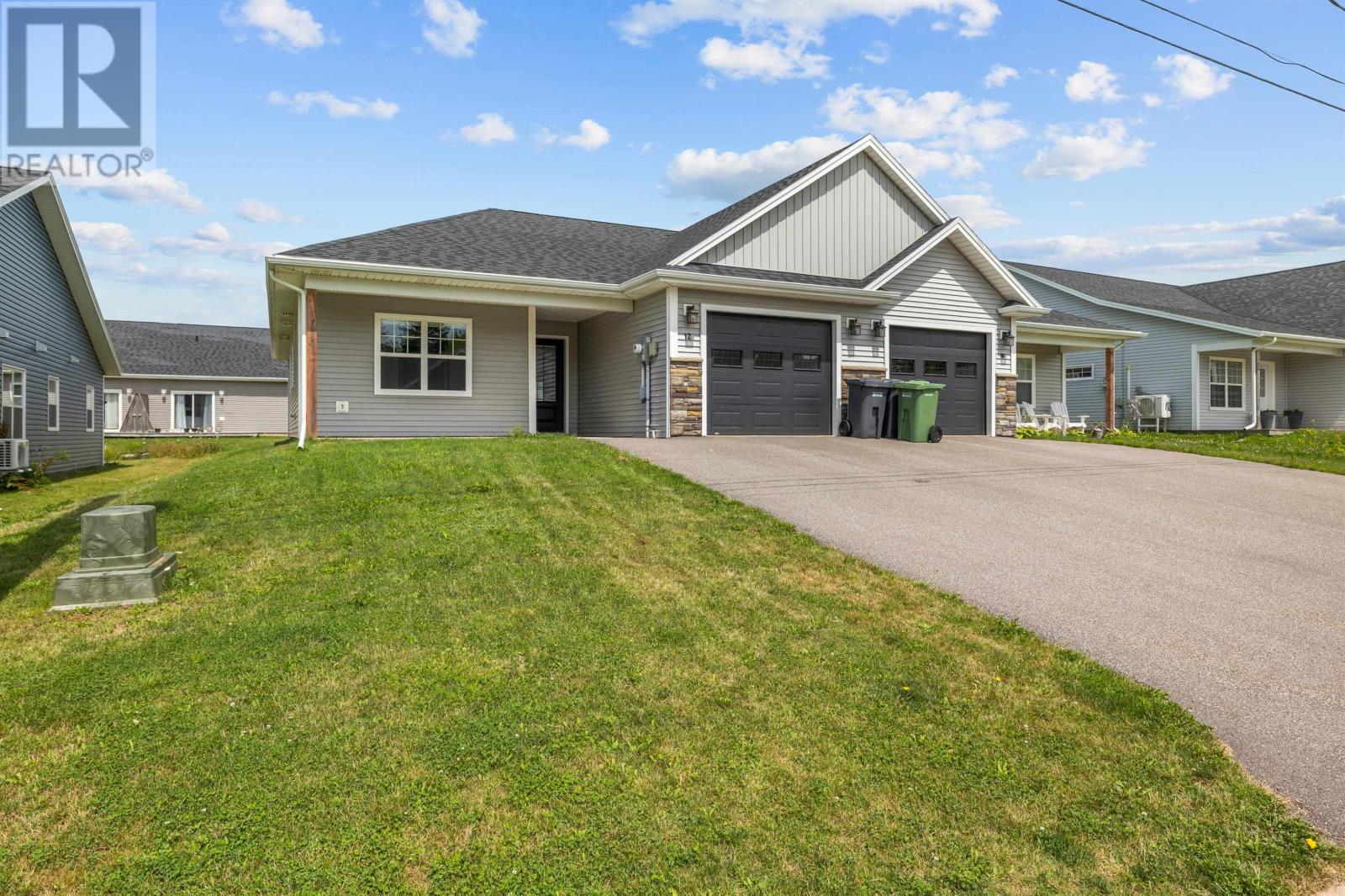 12 Essex Crescent, Charlottetown, Prince Edward Island  C1E 3P4 - Photo 1 - 202619689