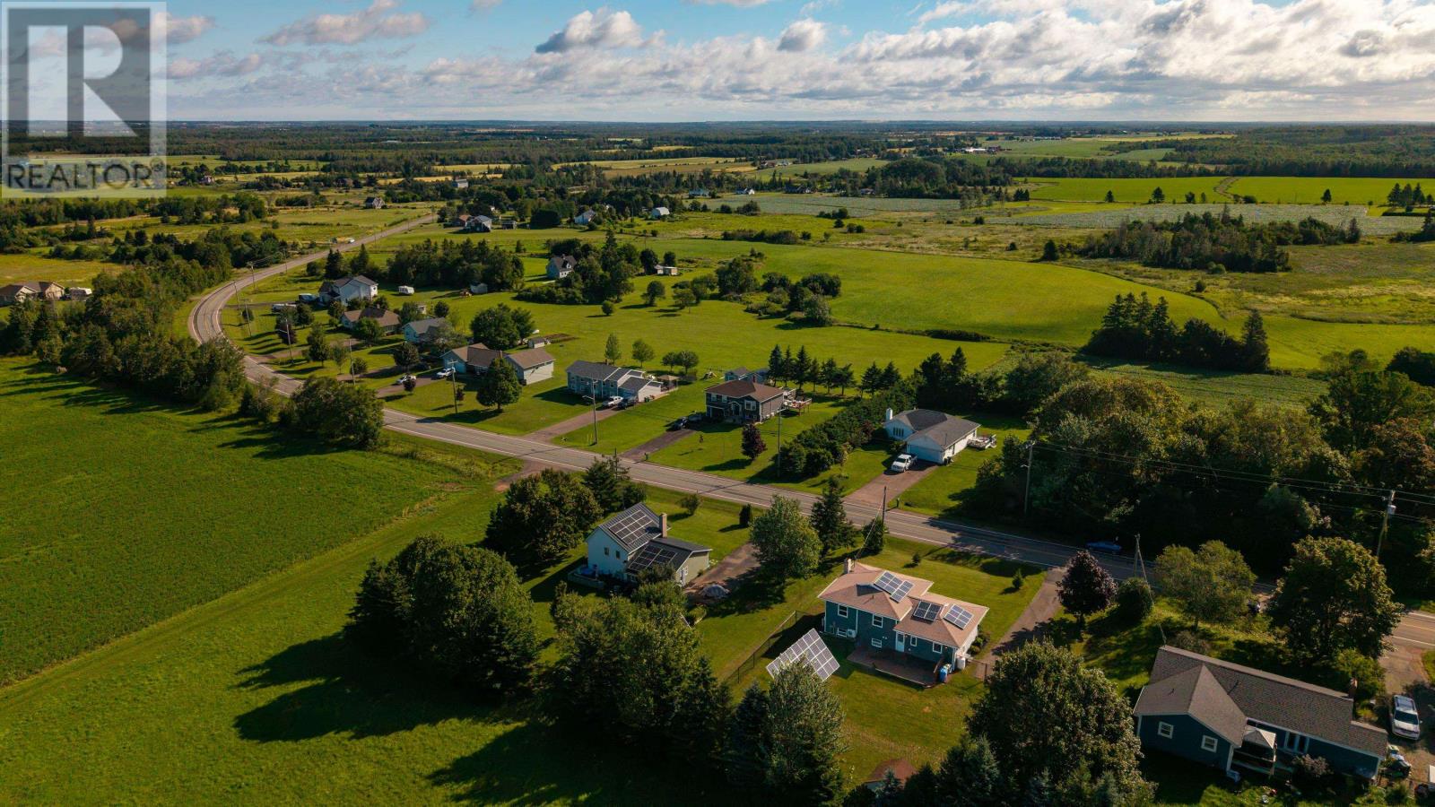 69 Mount Herbert Road, Stratford, Prince Edward Island  C1B 2S3 - Photo 3 - 202619735