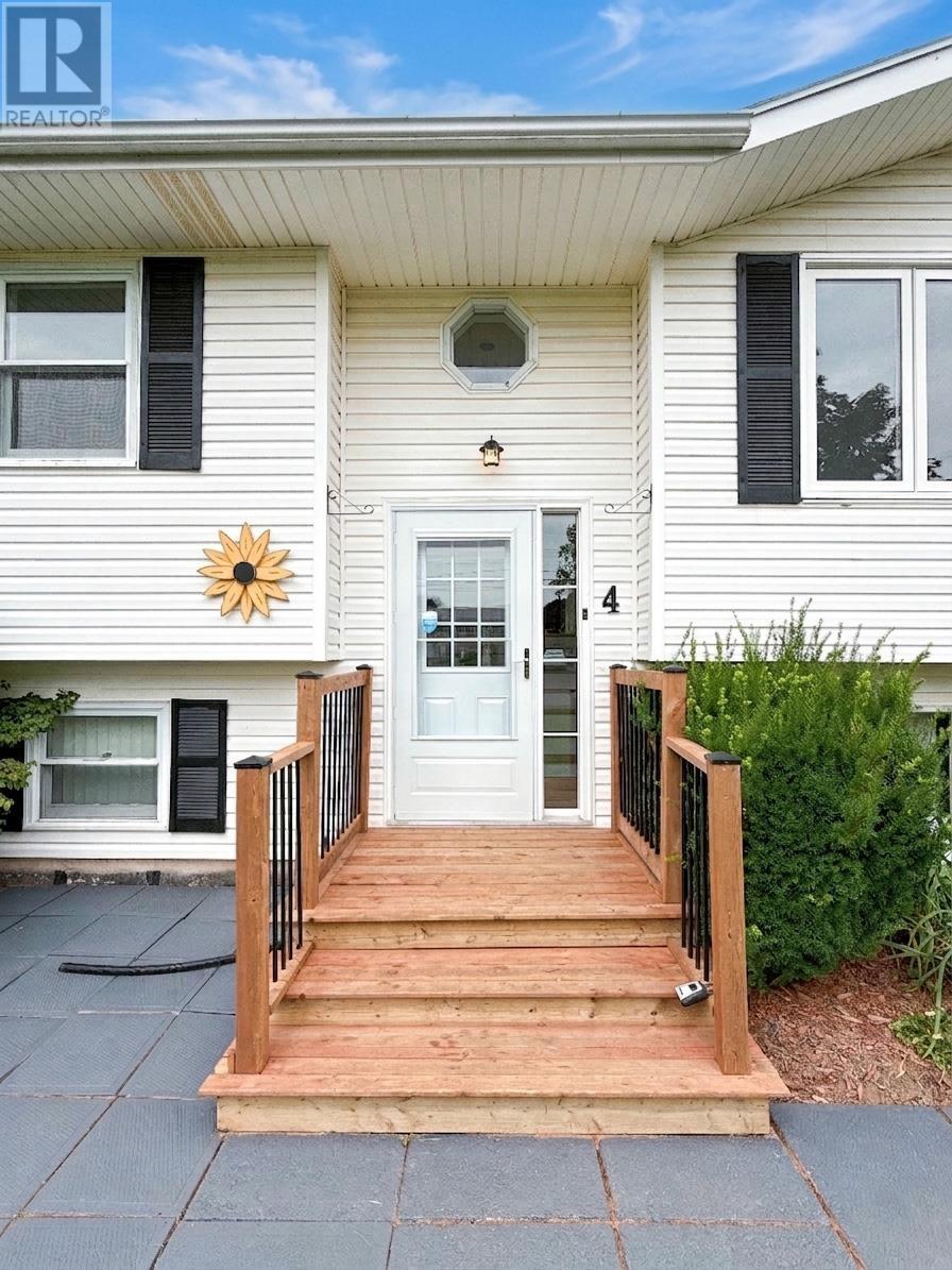4 Abbey Drive, Charlottetown, Prince Edward Island  C1A 8A3 - Photo 2 - 202620360