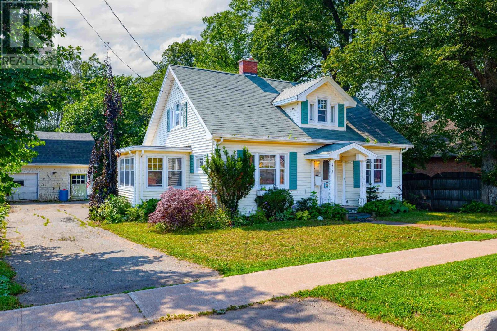 203 North River Road, Charlottetown, Prince Edward Island  C1A 3L4 - Photo 1 - 202620376